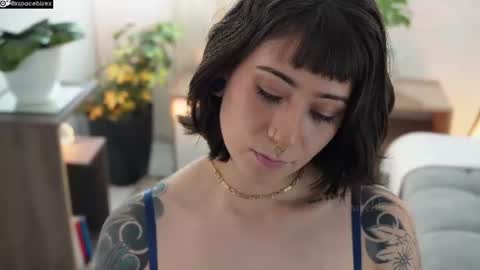 Snapshot of xspacebluex chatting on 19, 6, 2026 Blue online show from 19, 6, 2026
