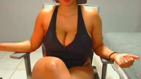 spykeXtee online show from 20, 6, 2026