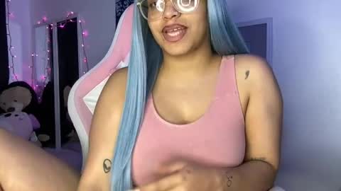 xStarGazingx online show from 2, 7, 2026