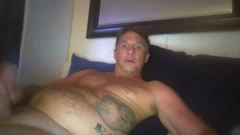 Snapshot of xxxelentdick chatting on 14, 6, 2026 deeeeznutz online show from 14, 6, 2026