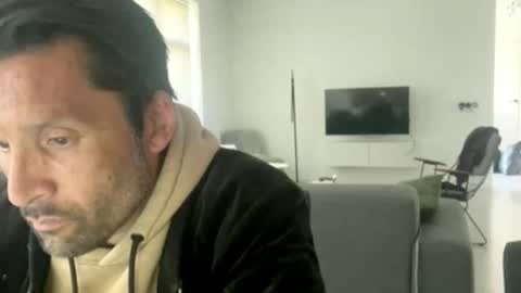 yallayalla1806 online show from 18, 5, 2026