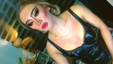 miss yasii online show from 15, 6, 2026