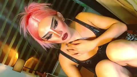 miss yasii online show from 22, 6, 2026
