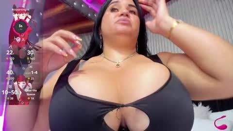 Snapshot of yasmin_bigtits chatting on 16, 6, 2026 Yasmin online show from 16, 6, 2026