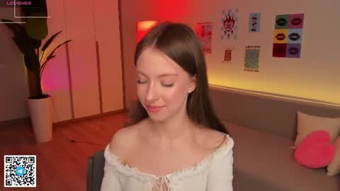 Snapshot of yasmin_kass chatting on 20, 6, 2026 Yasmin online show from 20, 6, 2026