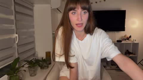 Snapshot of yes_to_heaven chatting on 23, 5, 2026 Zoe online show from 23, 5, 2026
