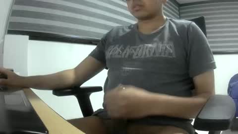 yesidxxx123_ online show from 7, 6, 2026