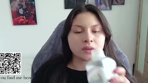Snapshot of yessica_gomez01 chatting on 27, 3, 2026 yessica_gomez01 online show from 27, 3, 2026