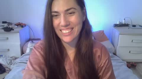 Snapshot of yesyoucanjustdoit chatting on 4, 6, 2026 Kira online show from 4, 6, 2026