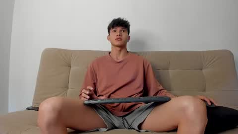 yizus_bonz online show from 9, 6, 2026