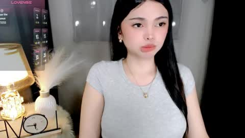 Snapshot of yogirl_abby chatting on 17, 5, 2026 Hi i am Abby i am Filipina Aussie youve ever wanted to meet NOT INTO CHEAP GUY online show from 17, 5, 2026