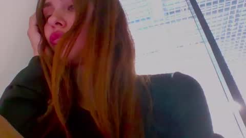 Snapshot of your_ameliaa chatting on 14, 6, 2026 Amelia online show from 14, 6, 2026