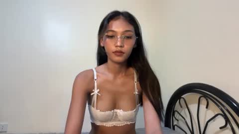 yourfantasyyy_ online show from 21, 6, 2026