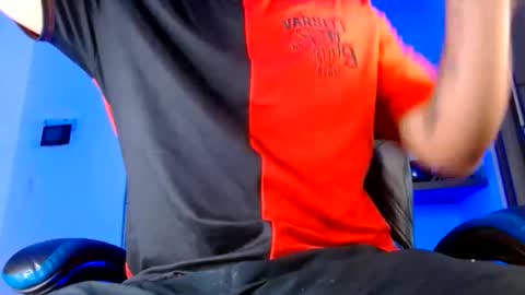 yourfavorite_bigclit online show from 9, 6, 2026