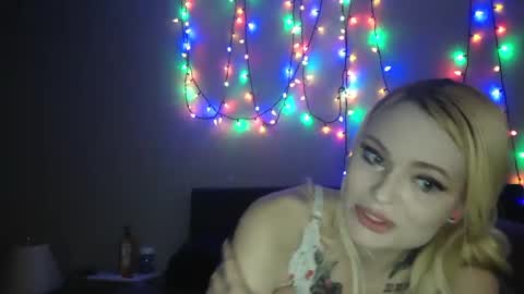 Alexis Star online show from 10, 2, 2025