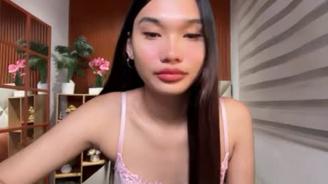 yoursluttyashxx online show from 19, 6, 2026