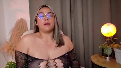 Zara Nova online show from 23, 6, 2026