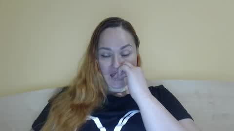 Snapshot of zara_red chatting on 12, 5, 2026 Kate. if im not here im here foxy red333 online show from 12, 5, 2026