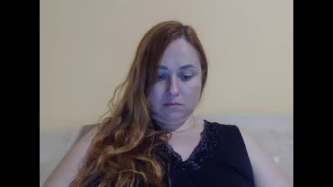 Snapshot of zara_red chatting on 9, 6, 2026 Kate. if im not here im here foxy red333 online show from 9, 6, 2026
