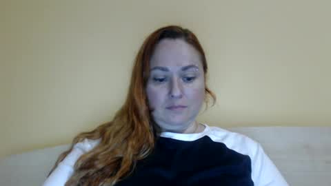 Snapshot of zara_red chatting on 17, 6, 2026 Kate. if im not here im here foxy red333 online show from 17, 6, 2026