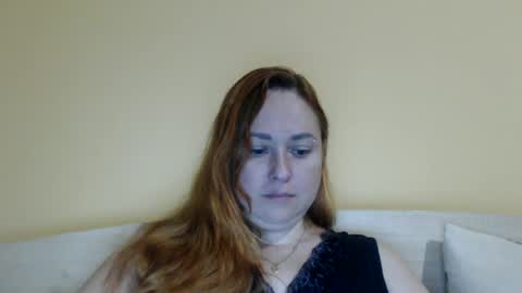 Snapshot of zara_red chatting on 21, 6, 2026 Kate. if im not here im here foxy red333 online show from 21, 6, 2026