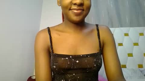 Snapshot of zariah011 chatting on 1, 6, 2026 zariah online show from 1, 6, 2026