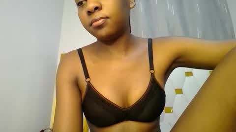 Snapshot of zariah011 chatting on 3, 6, 2026 zariah online show from 3, 6, 2026
