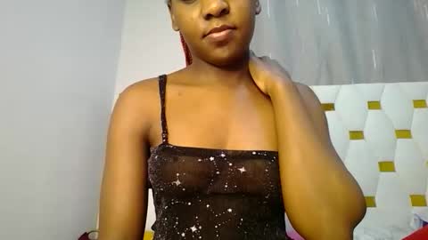 Snapshot of zariah011 chatting on 7, 6, 2026 zariah online show from 7, 6, 2026