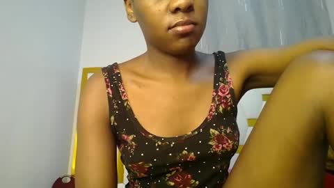 Snapshot of zariah011 chatting on 12, 6, 2026 zariah online show from 12, 6, 2026