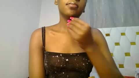 Snapshot of zariah011 chatting on 16, 6, 2026 zariah online show from 16, 6, 2026