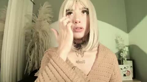 zhally_dee online show from 13, 6, 2026