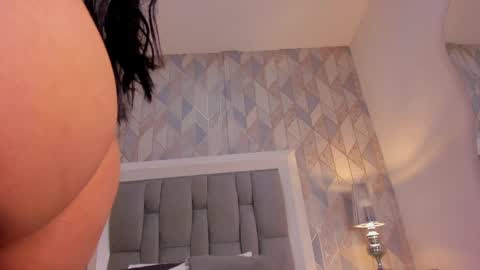 zharia_lux25 online show from 6, 6, 2026