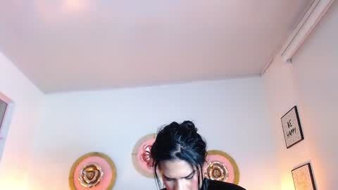 zoe_hecate online show from 19, 6, 2026