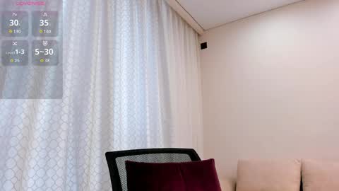 Snapshot of zoe_klarxxx chatting on 4, 6, 2026 Zoe online show from 4, 6, 2026