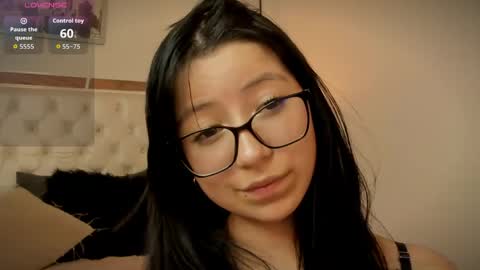Snapshot of zoe_xra chatting on 27, 5, 2026 Zoe online show from 27, 5, 2026