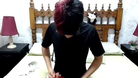 Snapshot of zuki_watson chatting on 28, 1, 2025 Suki online show from 28, 1, 2025