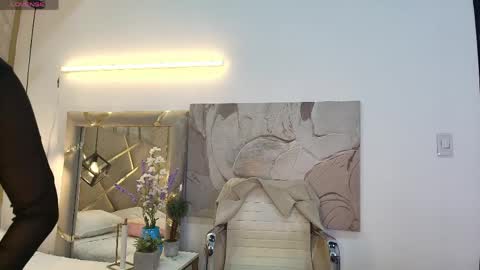 Snapshot of zuzana21 chatting on 6, 6, 2026 Zuzana21 online show from 6, 6, 2026