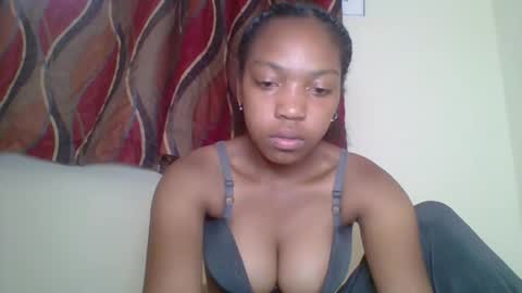 zyraelle_01 online show from 28, 4, 2026