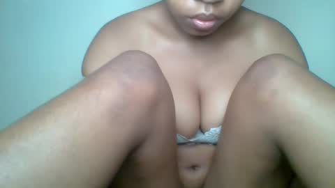 zyraelle_01 online show from 6, 6, 2026