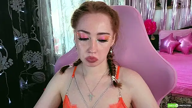 TinaBrook online show from 17, 6, 2026