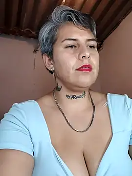 Yessi rousse online show from 4, 6, 2026