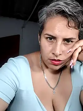 Yessi rousse online show from 11, 6, 2026