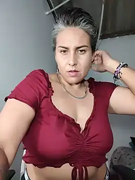 Yessi rousse online show from 22, 6, 2026