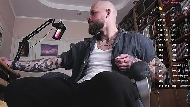 Snapshot of FindomJason chatting on 15, 5, 2026 FindomJason online show from 15, 5, 2026