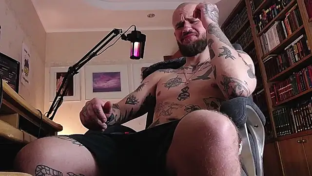 Snapshot of FindomJason chatting on 23, 5, 2026 FindomJason online show from 23, 5, 2026
