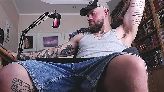 Snapshot of FindomJason chatting on 10, 6, 2026 FindomJason online show from 10, 6, 2026