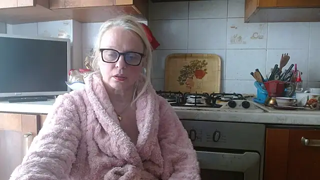 martachatte online show from 13, 6, 2026
