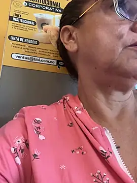 lonely shewolf online show from 21, 5, 2026