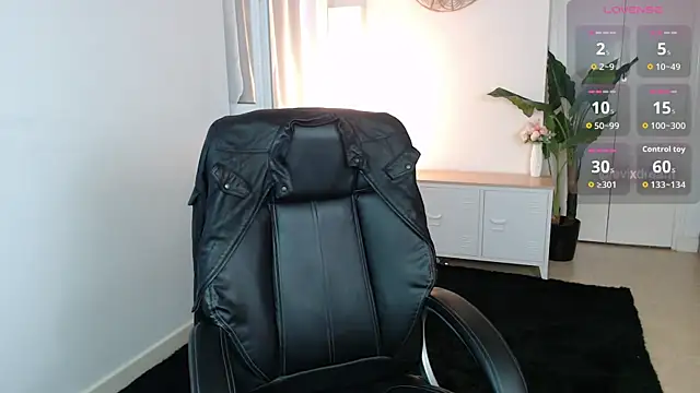 Crystal-dreamt online show from 16, 6, 2026
