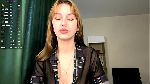Snapshot of SofyBruno chatting on 21, 5, 2026 SofyBruno online show from 21, 5, 2026